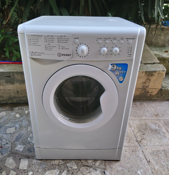 ikinci el indesit çamaşır makinesi 1