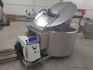 ikinci el 500 litre süt soğutma tankı 2 1000 litre (1 tokluk) süt soğutma tankı