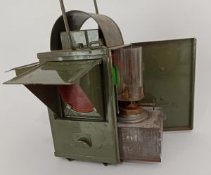 2.El ve Vintage Ürünlerin Tümünde 3 AL 2 ÖDE Kampanyası Başlamıştır! 4 antika tip gaz lambası