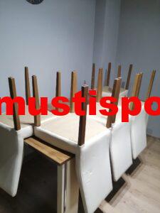Bir pazarı ikinci el eşya alım satım 2 Restaurant masası toptan sandalye lokanta için defolu spot yemek masa sandalye