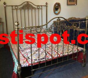 Kullanılmış lazy butik kalpli kırmızı şort 20 ikinci el ferforje yatak 350 TL