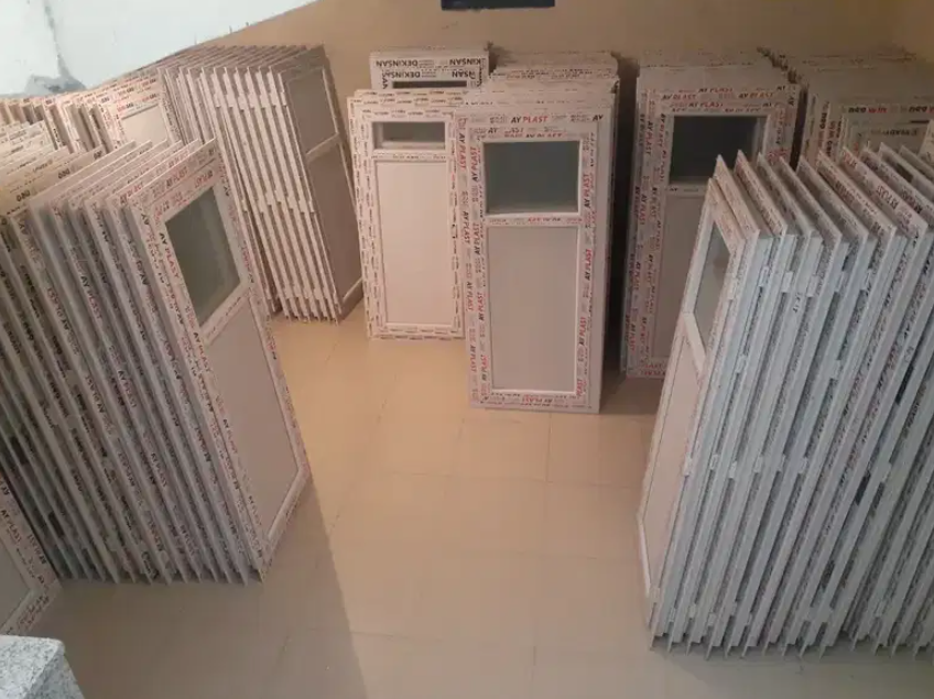 pimapen kapi uygun cikma plastik kapi 1